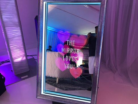 Mirror Photo Booth